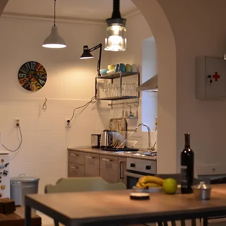 شقة Embassy Of Industry + Free Parking *